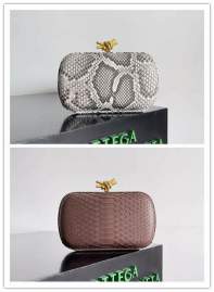 Picture of Bottega Veneta Handbags _SKUfw184064775fw